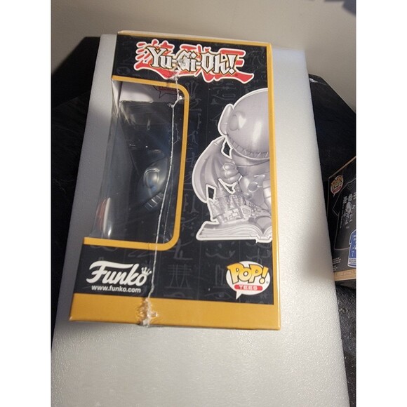 Yu-Gi-Oh! Funko Blue Eyes Toon Dragon Metallic M-Shirt GameStop Excl. - Picture 2 of 6
